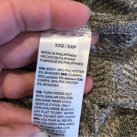 WHBM silver metallic flutter sleeve v neck top size Extra Extra Small XXS - Picture 11 of 14